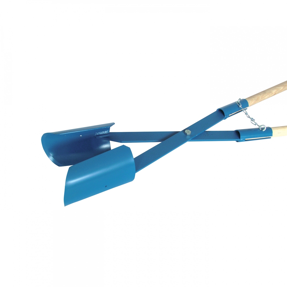 Manual digger for extracting soil