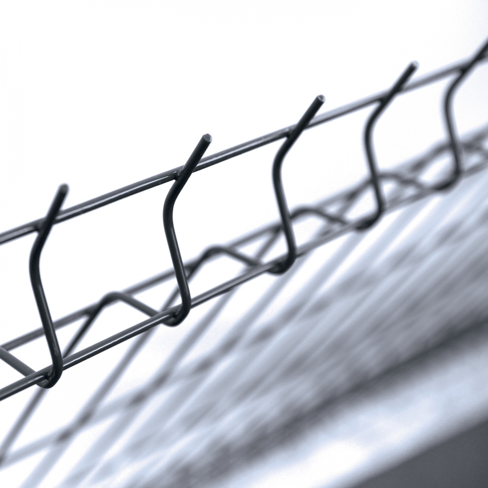 Svařovaný panel PILOFOR® CLASSIC poplastovaný (Zn + PVC) 2500 × 2430 mm - výška 243 cm, barva antracit (RAL 7016)